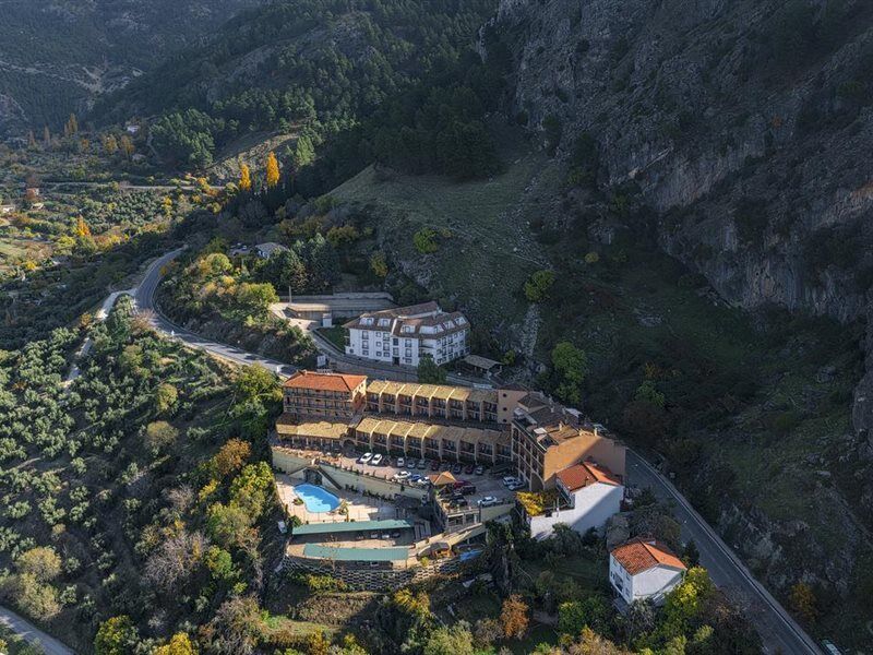 Hotel Sierra De Cazorla & Spa 3* Екстер'єр фото
